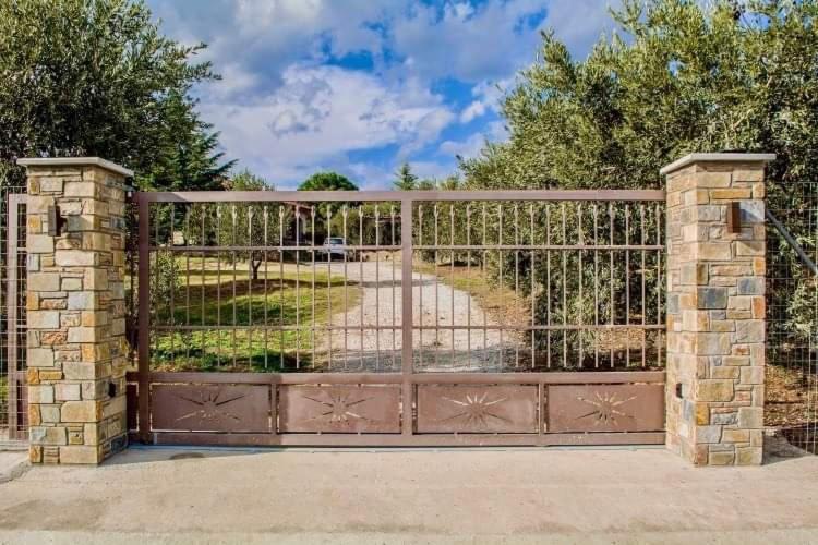 Apartment Viewing Garden Golos Dış mekan fotoğraf